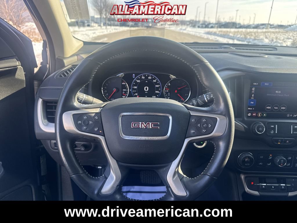 Used 2022 GMC Terrain Denali w/ Black Diamond Edition image 12
