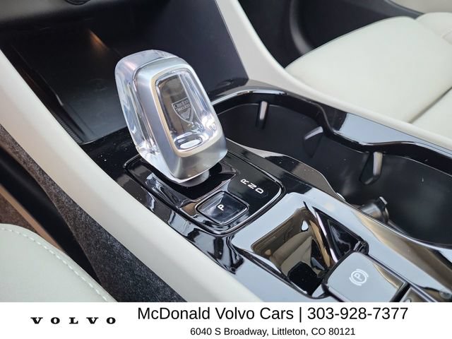 New 2026 Volvo XC40 B5 Plus w/ Protection Package Premier AWD/4WD image 24