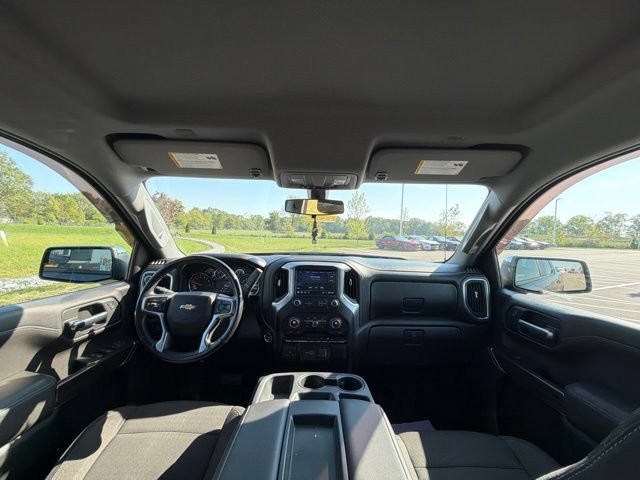 Used 2020 Chevrolet Silverado 1500 LT AWD/4WD image 17