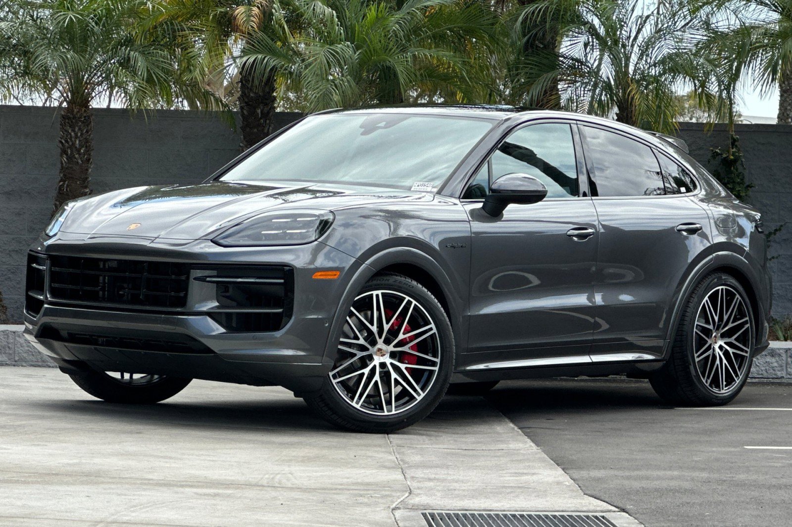 New 2026 Porsche Cayenne S image 1