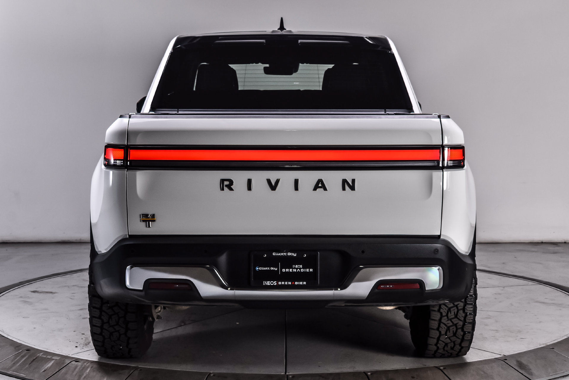 Used 2023 Rivian R1T Adventure Quad AWD/4WD image 5