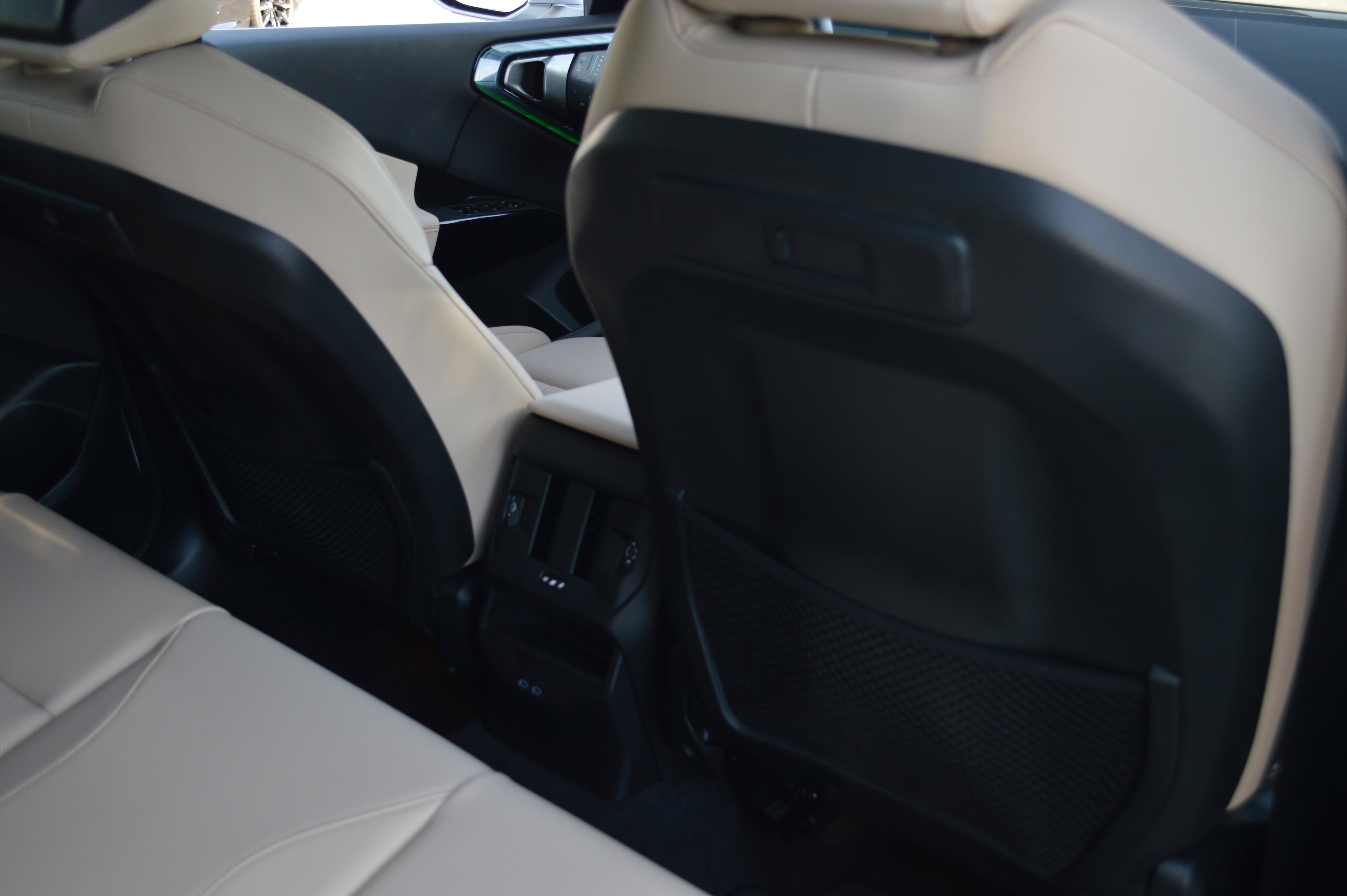 Used 2026 BMW X3 xDrive30 w/ Premium Package image 33