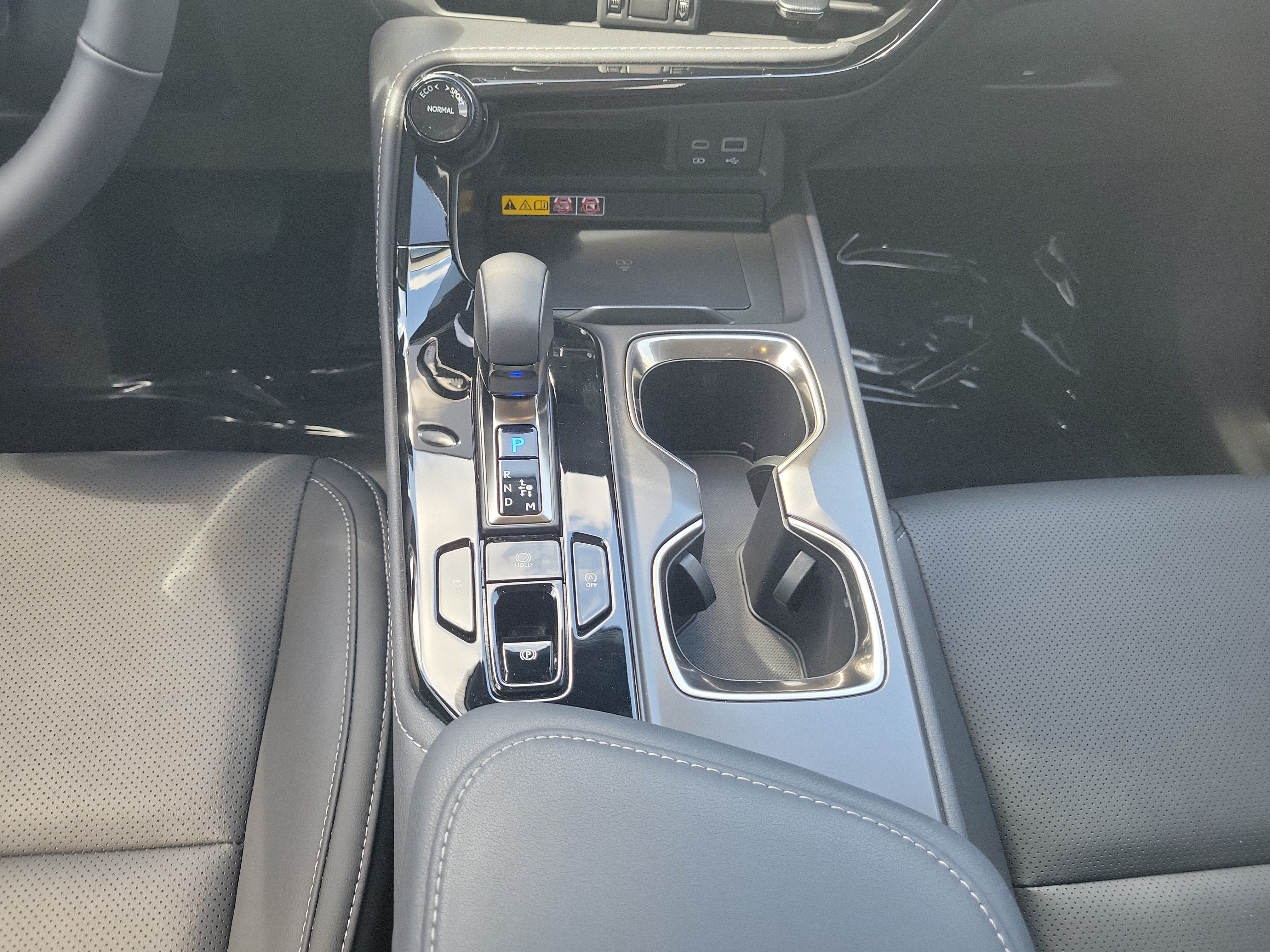 Certified 2025 Lexus NX 250 FWD w/ Accessory Package (K3) image 19