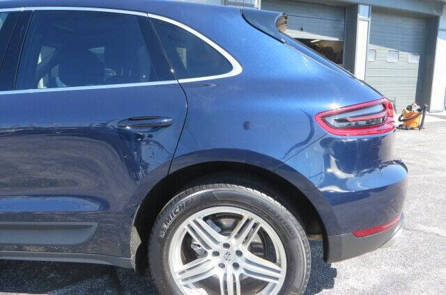 Used 2017 Porsche Macan S AWD/4WD image 30