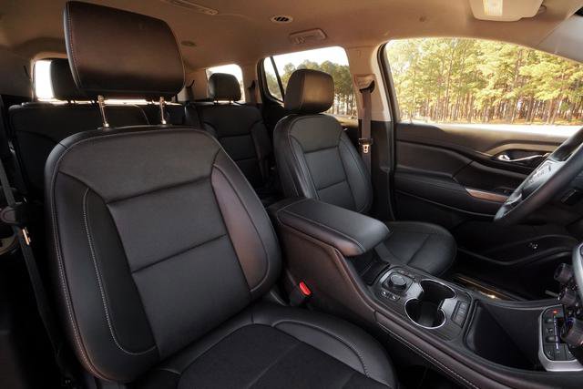 Used 2023 GMC Acadia SLT image 27