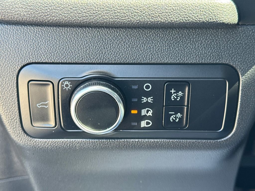 Used 2023 Ford Escape Active w/ Tech Pack #1 FWD image 31