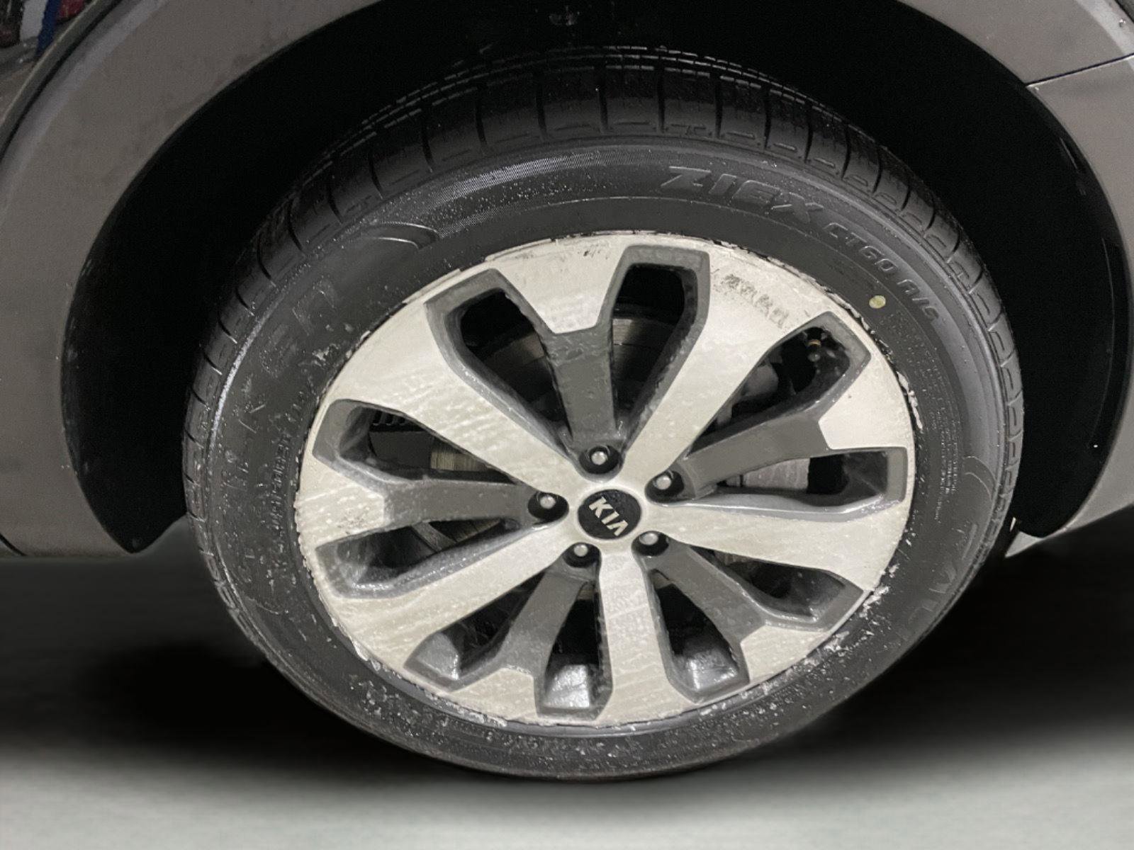 Used 2021 Kia Telluride EX w/ EX Premium Package image 11