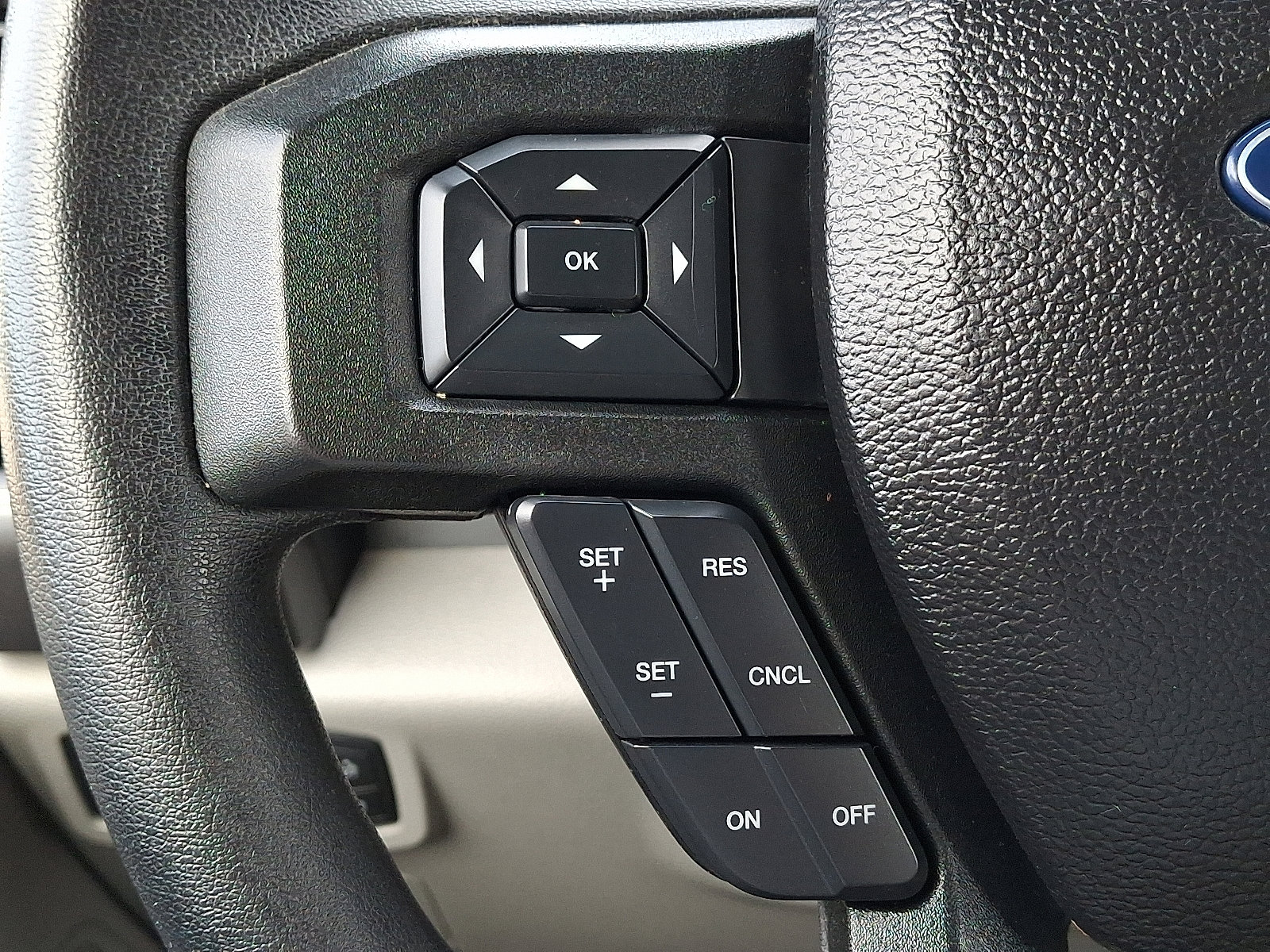 Used 2017 Ford F150 XLT image 23