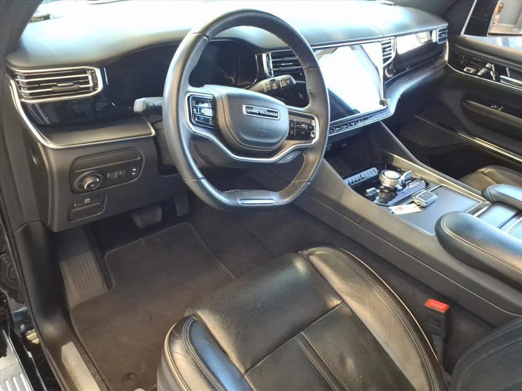 Used 2024 Jeep Grand Wagoneer L Series II w/ Quick Order Packagew 28T image 7