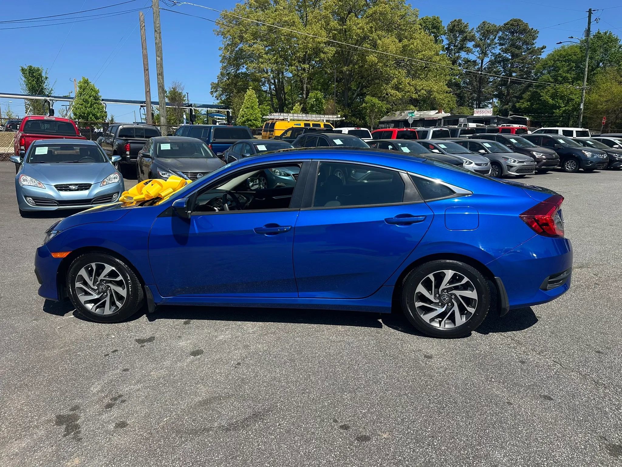 Used 2016 Honda Civic EX image 6