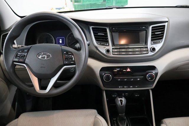 Used 2017 Hyundai Tucson SE image 11