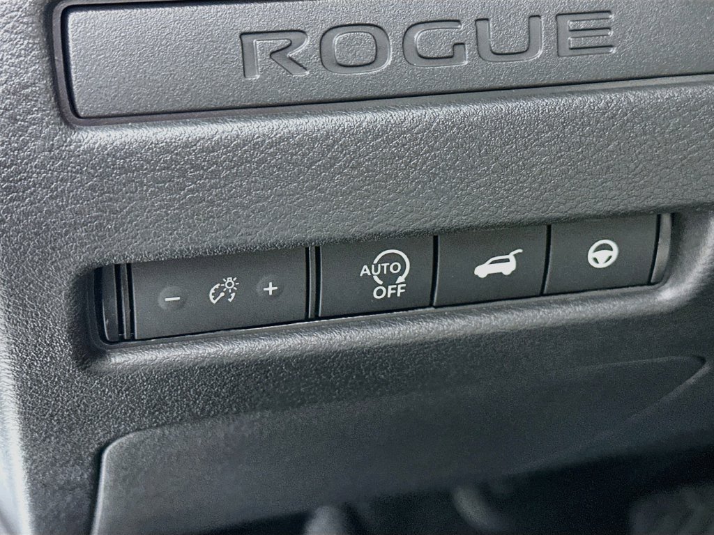New 2027 Nissan Rogue Dark Armor AWD/4WD image 15