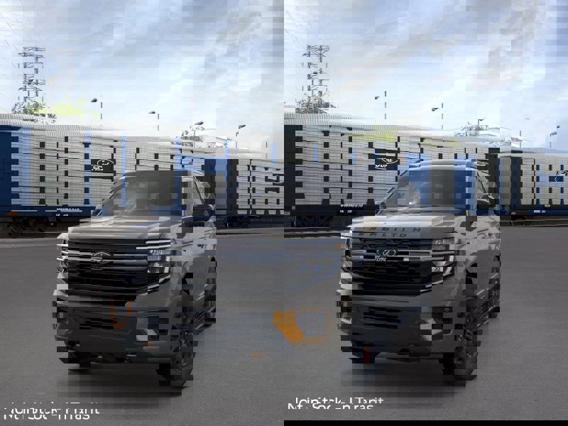 New 2026 Ford Expedition Tremor image 2