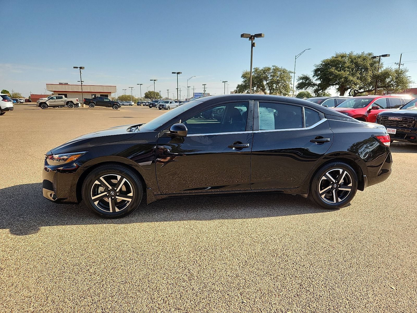 Used 2025 Nissan Sentra SV w/ All-Weather Package FWD image 2