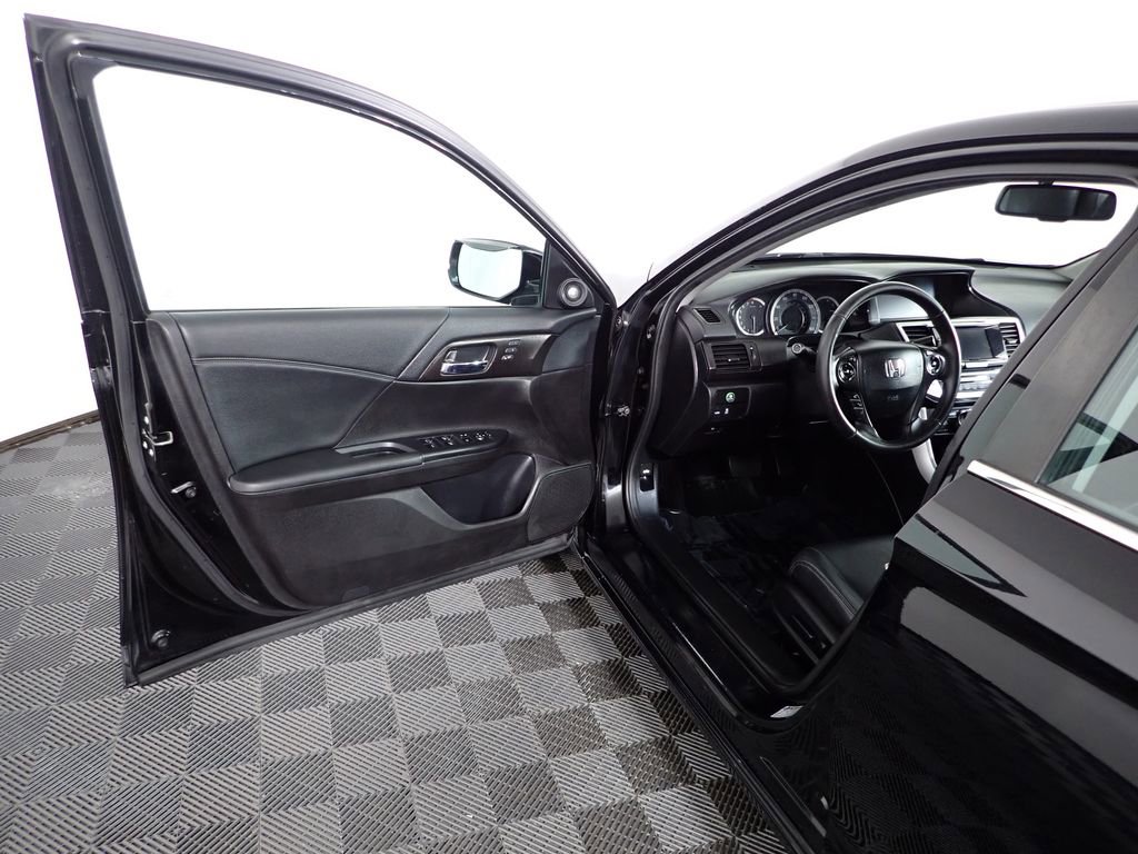 Used 2015 Honda Accord EX-L image 21