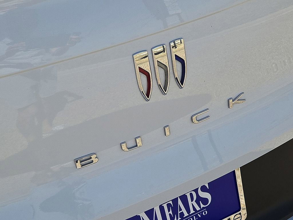 Used 2025 Buick Envista Preferred image 12