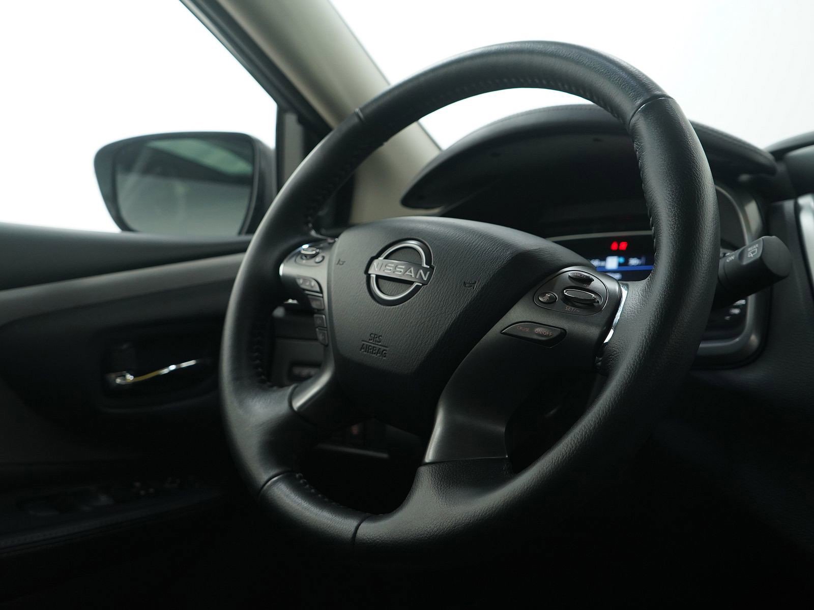 Used 2024 Nissan Murano SV image 18
