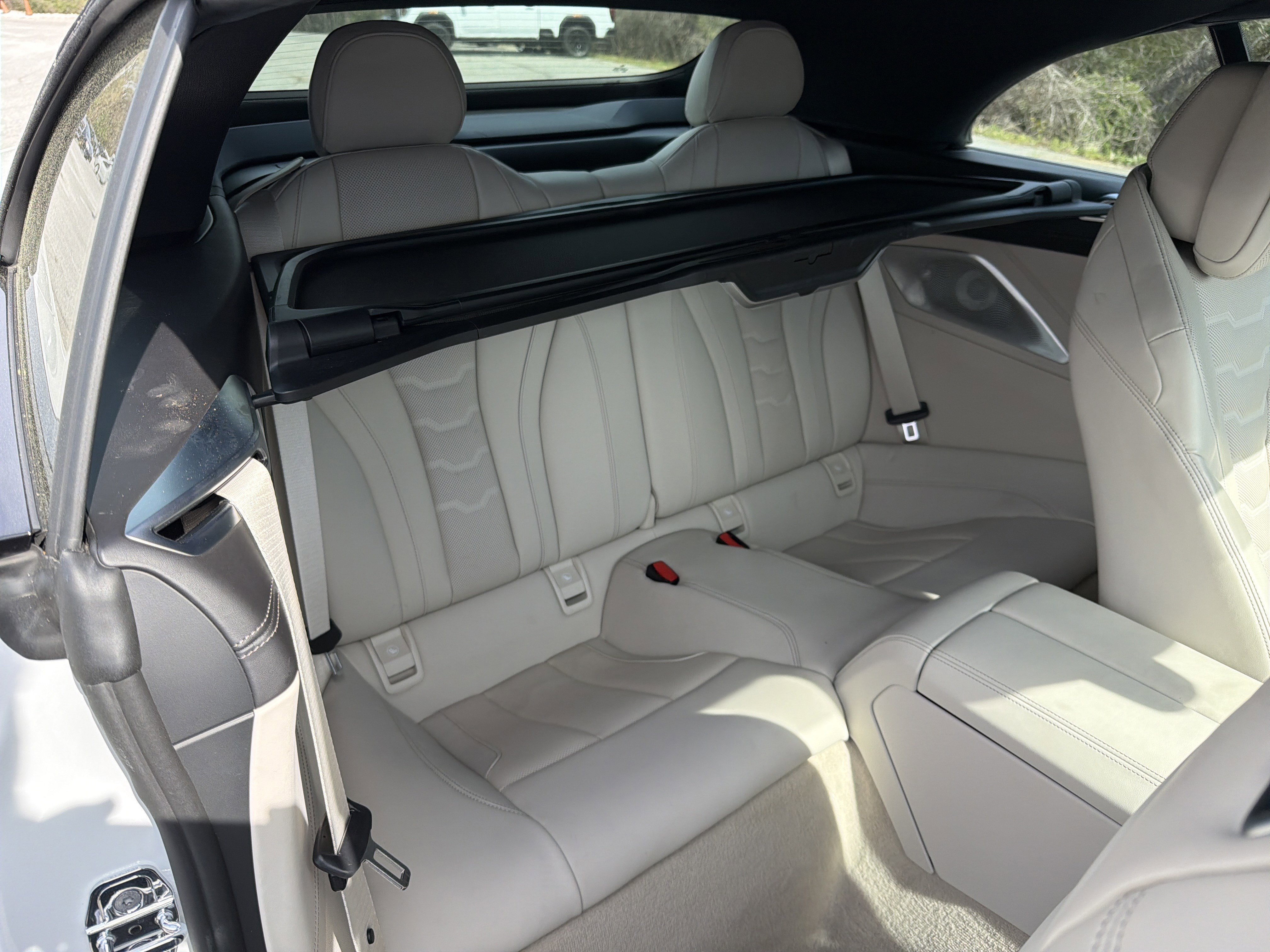 Used 2022 BMW M850i xDrive M850i xDrive Convertible w/ M Carbon Exterior Package image 18