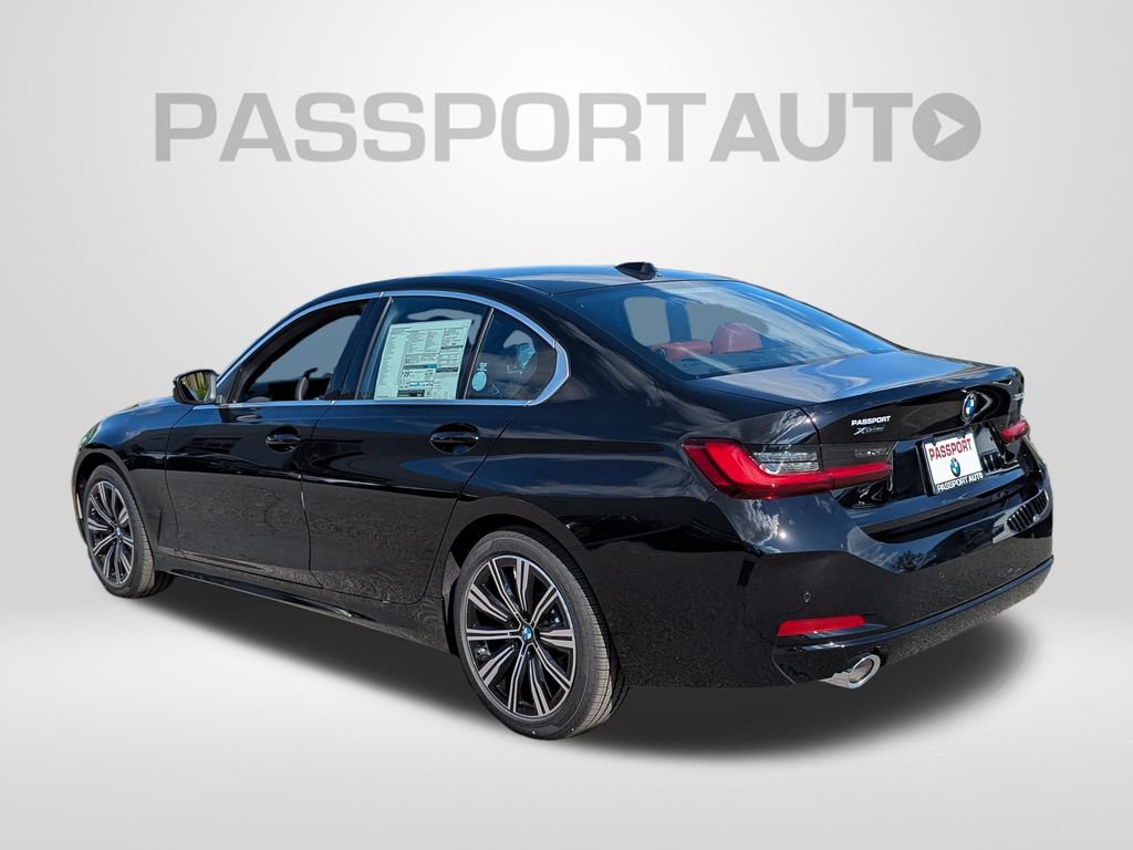 New 2026 BMW 330i xDrive Sedan w/ Convenience Package AWD/4WD image 3