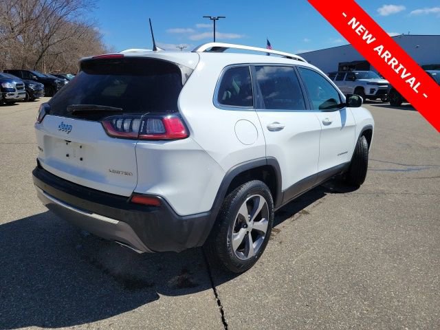 Used 2019 Jeep Cherokee Limited w/ Luxury Group image 3