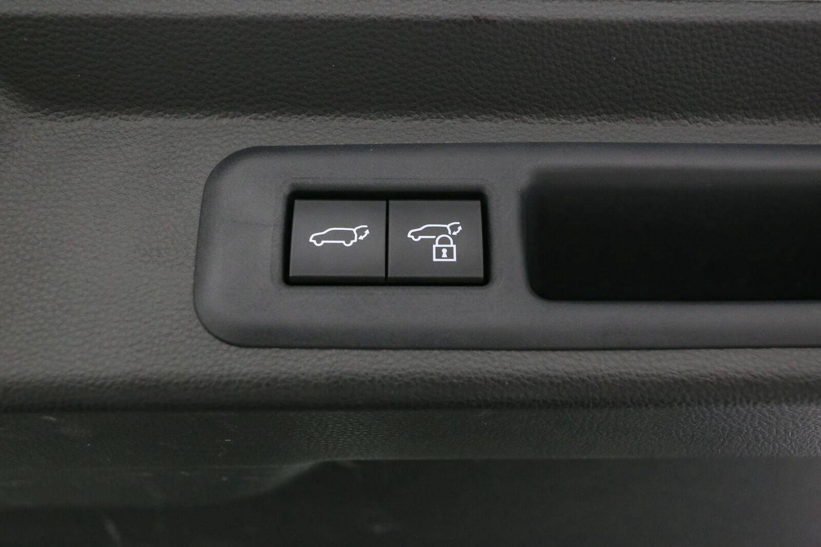Used 2025 Toyota Sequoia 1794 Edition AWD/4WD image 15