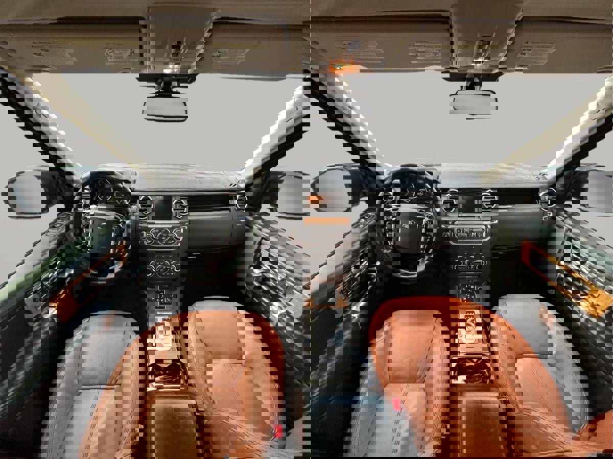 Used 2016 Land Rover LR4 HSE LUX image 24