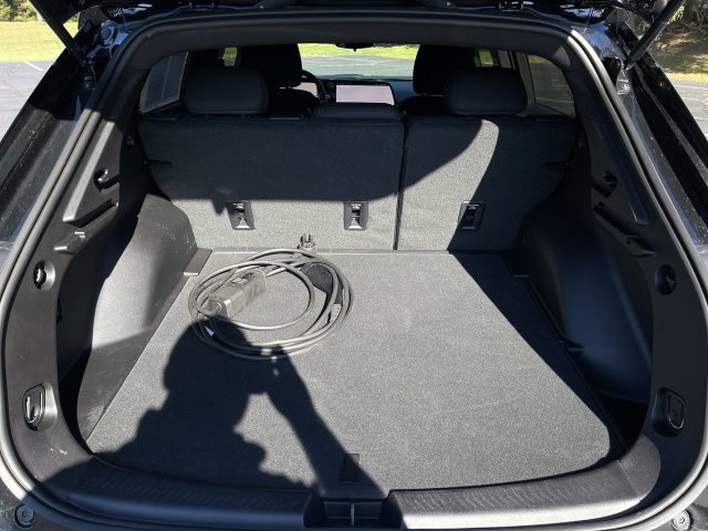 Used 2025 Chevrolet Equinox EV LT FWD image 24