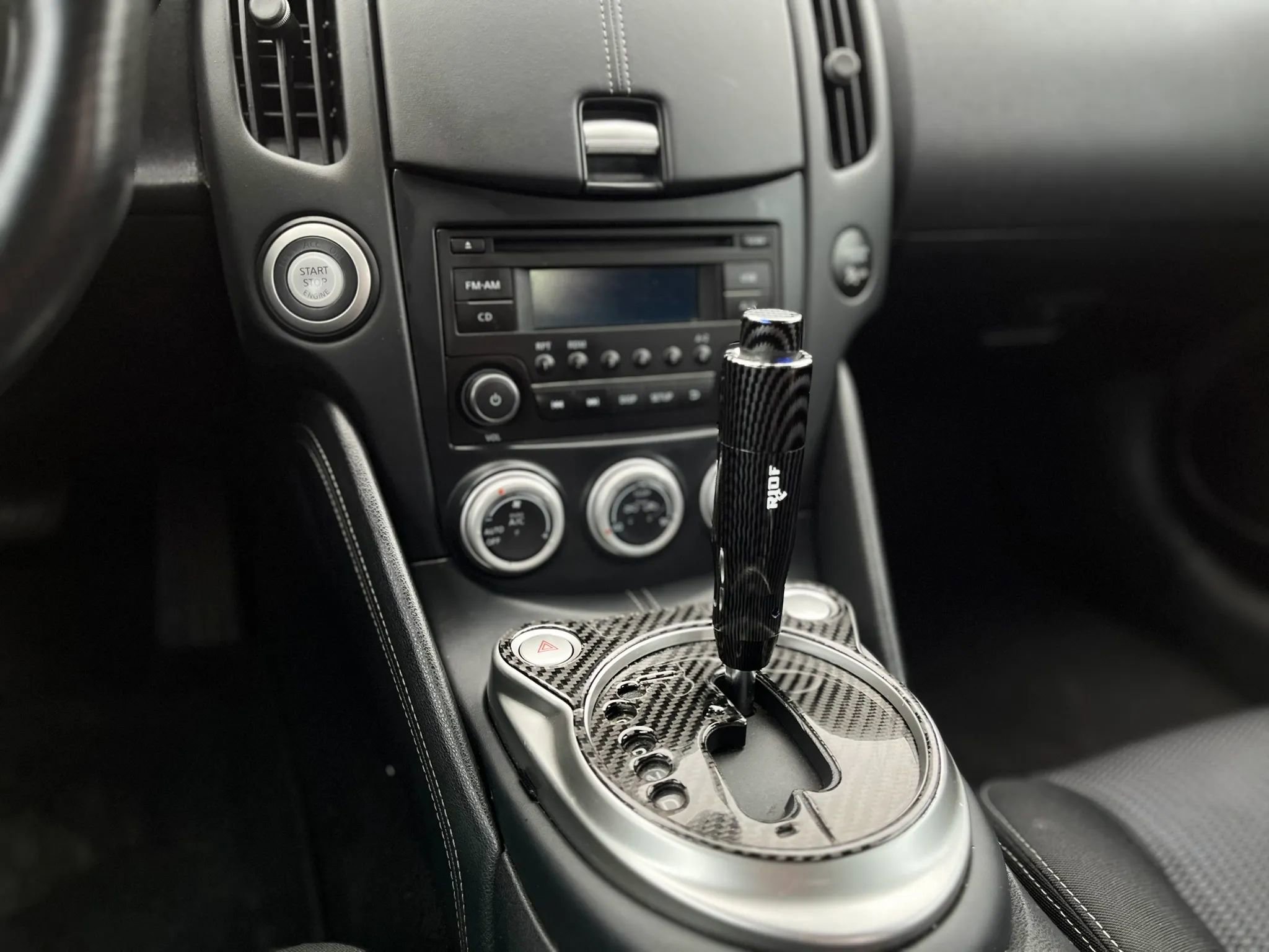 Used 2016 Nissan 370Z Coupe RWD image 13