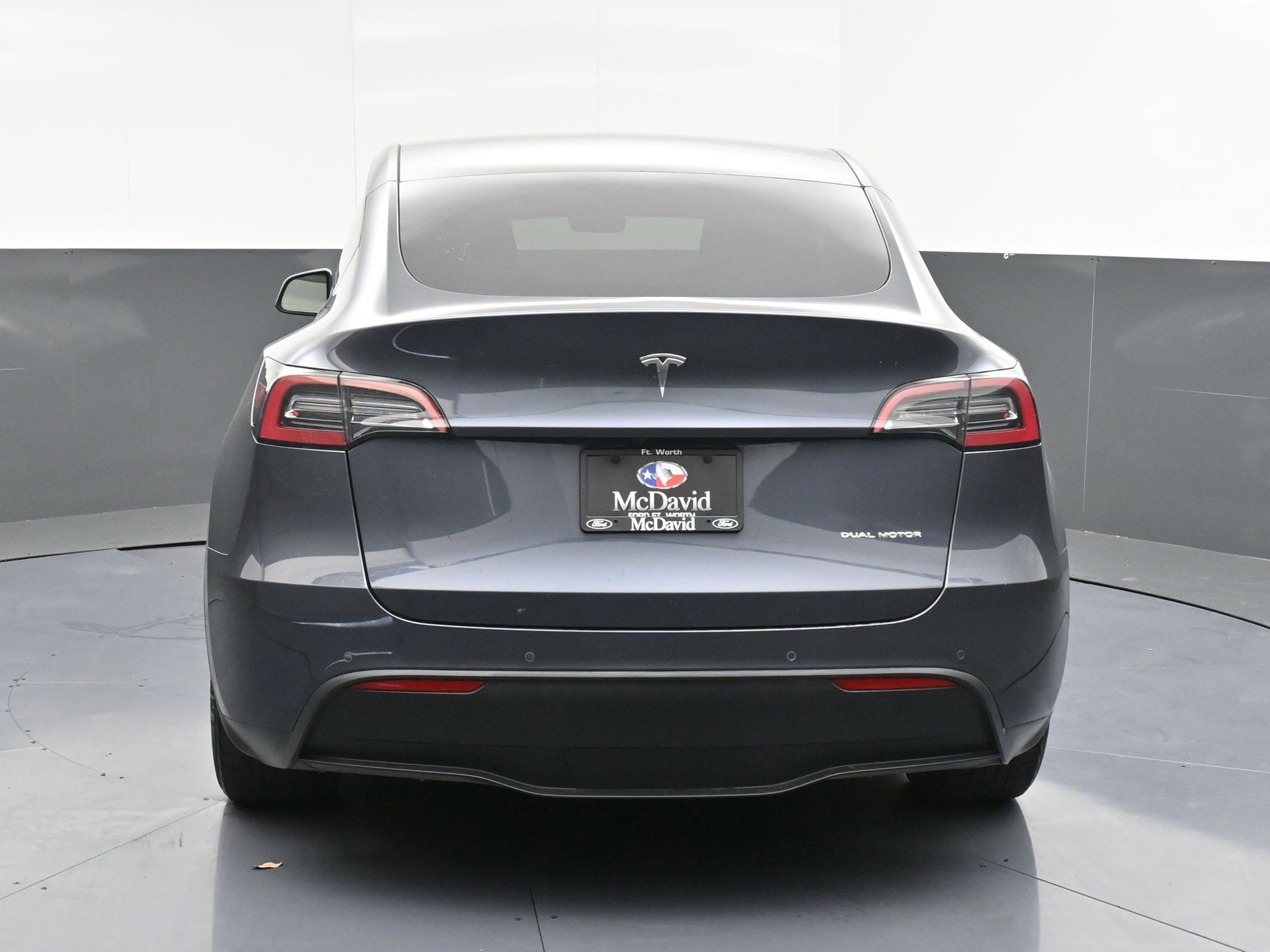 Used 2022 Tesla Model Y Long Range image 7
