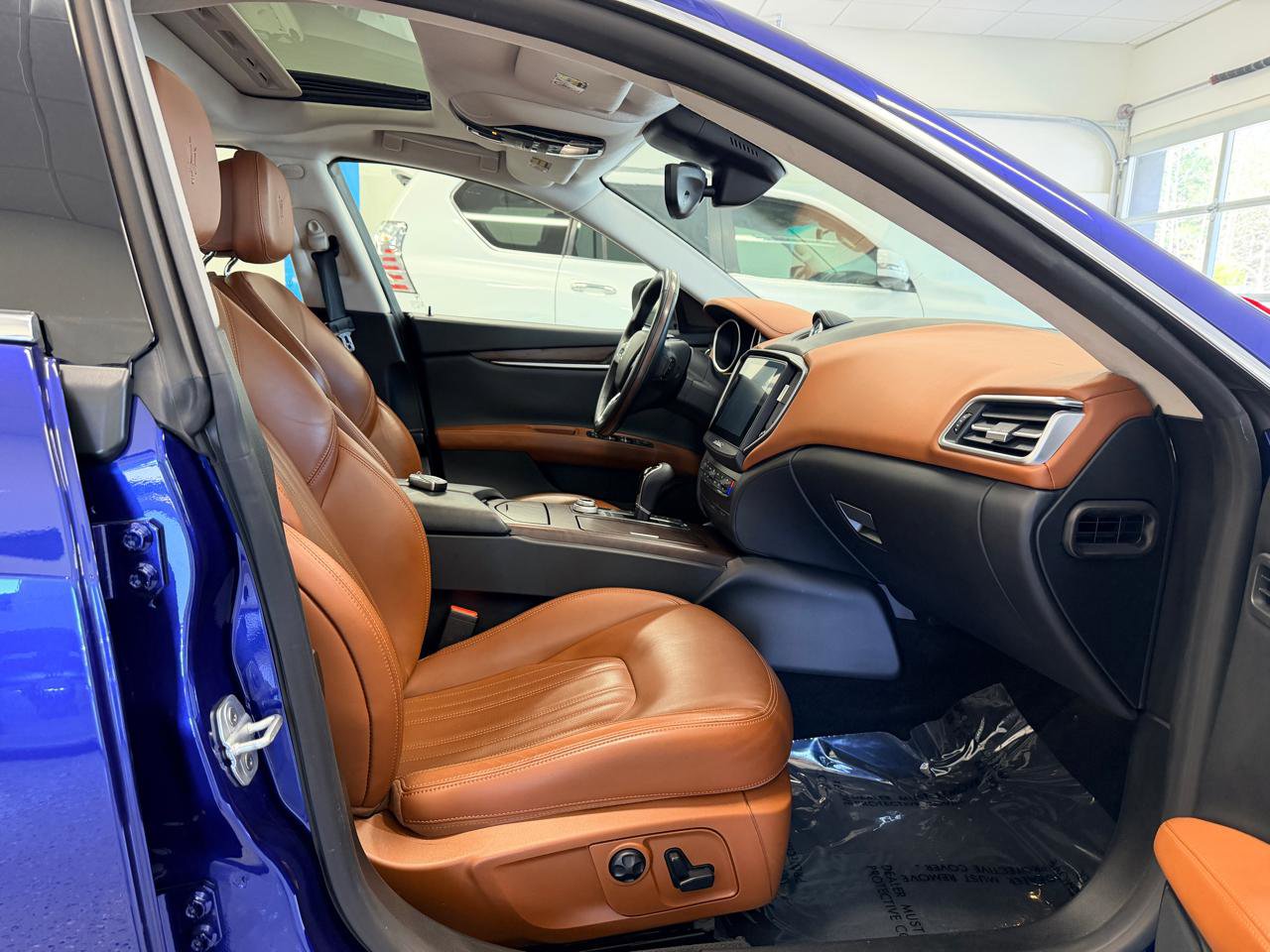 Used 2017 Maserati Ghibli S image 30