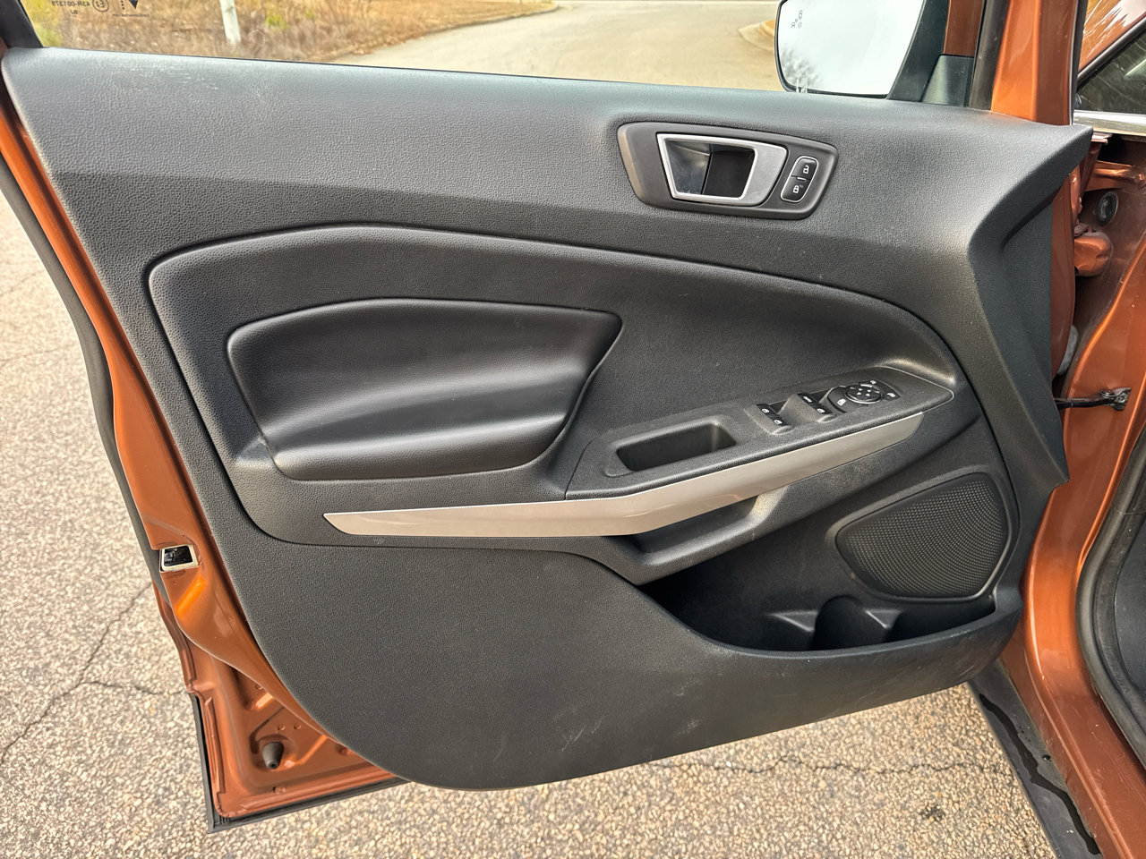 Used 2020 Ford EcoSport Titanium image 10