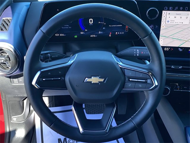 Used 2025 Chevrolet Equinox EV LT image 11