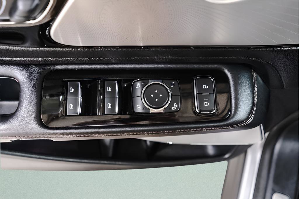 Used 2021 Lincoln Aviator Reserve w/ Equipment Group 202A AWD/4WD image 26