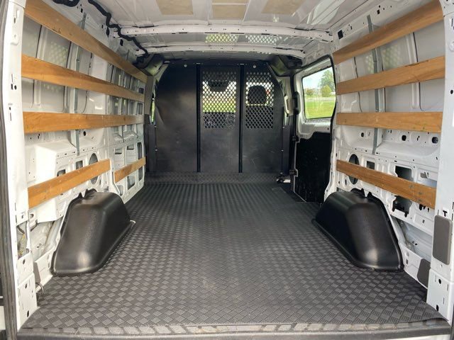 Used 2024 Ford Transit 250 Low Roof w/ Exterior Upgrade Package image 18