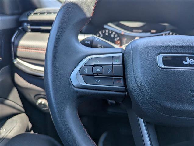 Used 2023 Jeep Compass Trailhawk AWD/4WD image 13