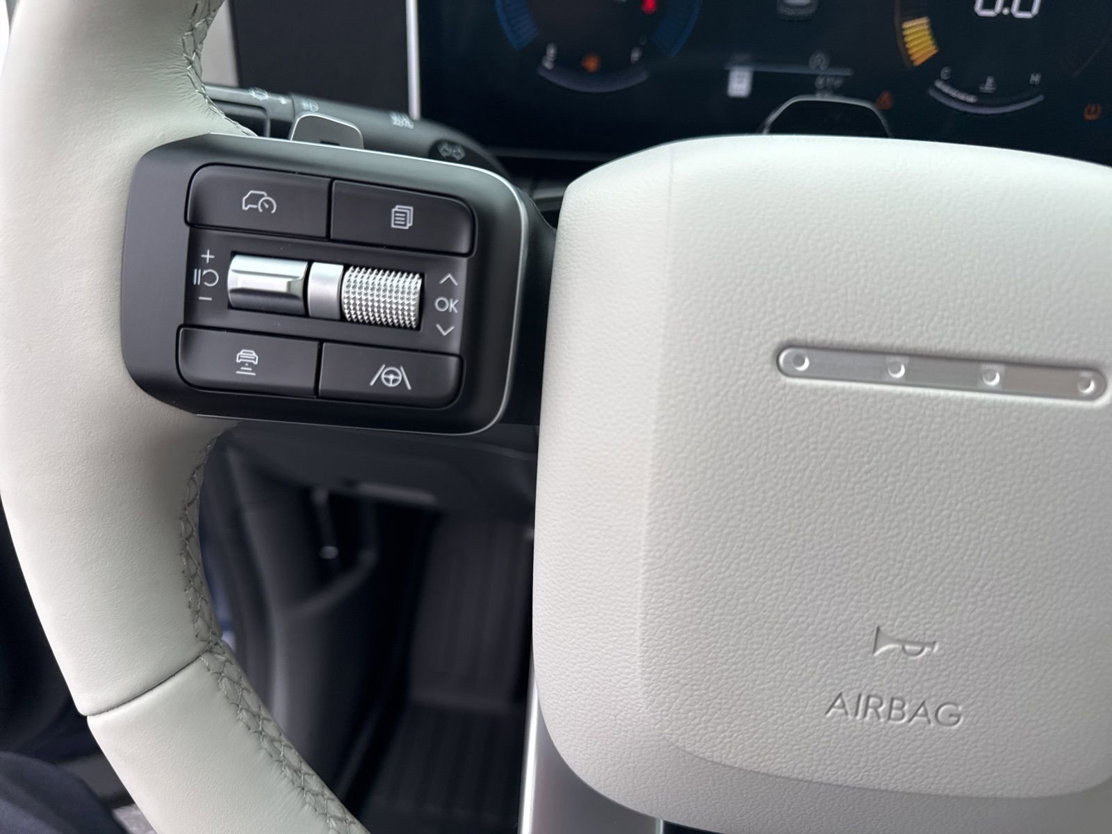 Used 2026 Hyundai Santa Fe SEL image 35