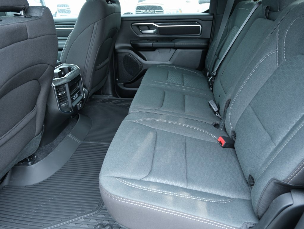 New 2026 RAM 1500 4x4 Crew Cab image 27