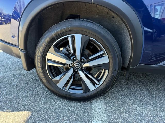 Certified 2024 Nissan Rogue SL w/ SL Premium Package image 13