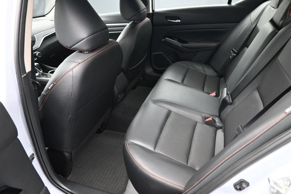 Used 2025 Nissan Altima 2.5 SR FWD image 22