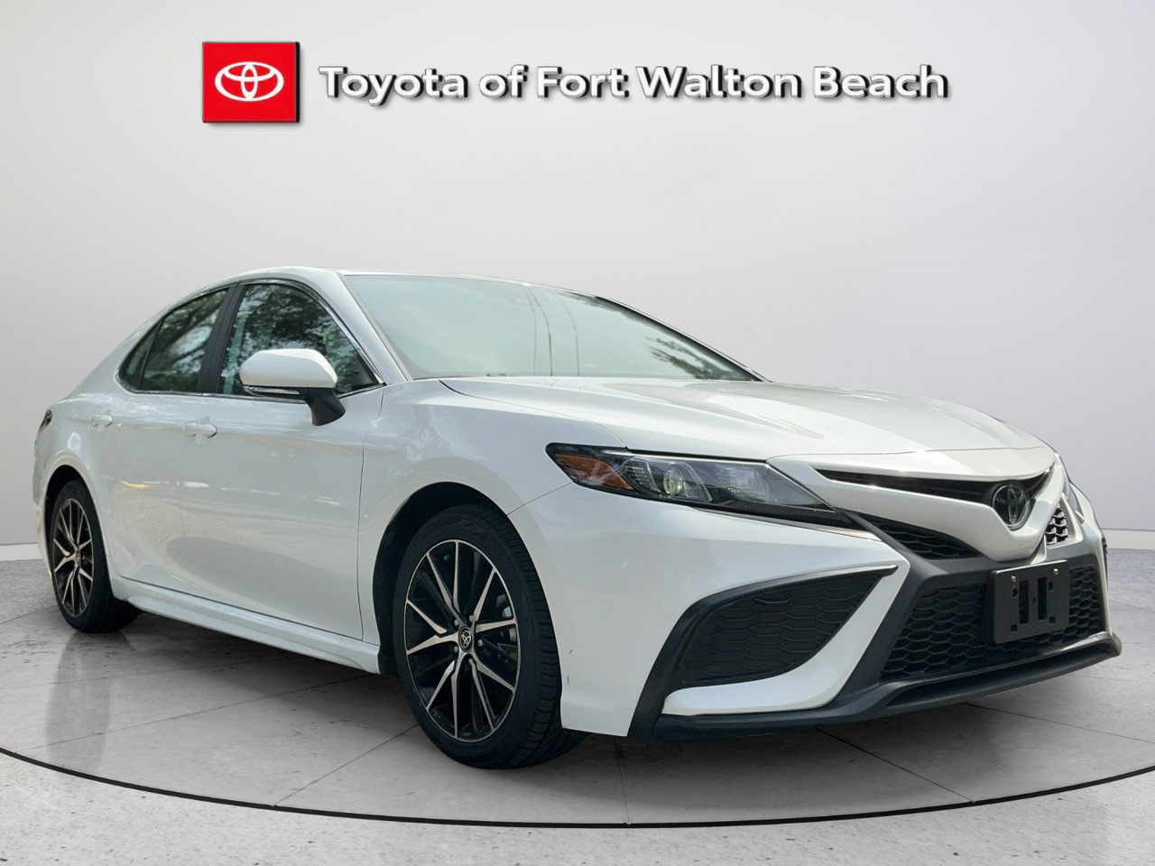 Used 2023 Toyota Camry SE