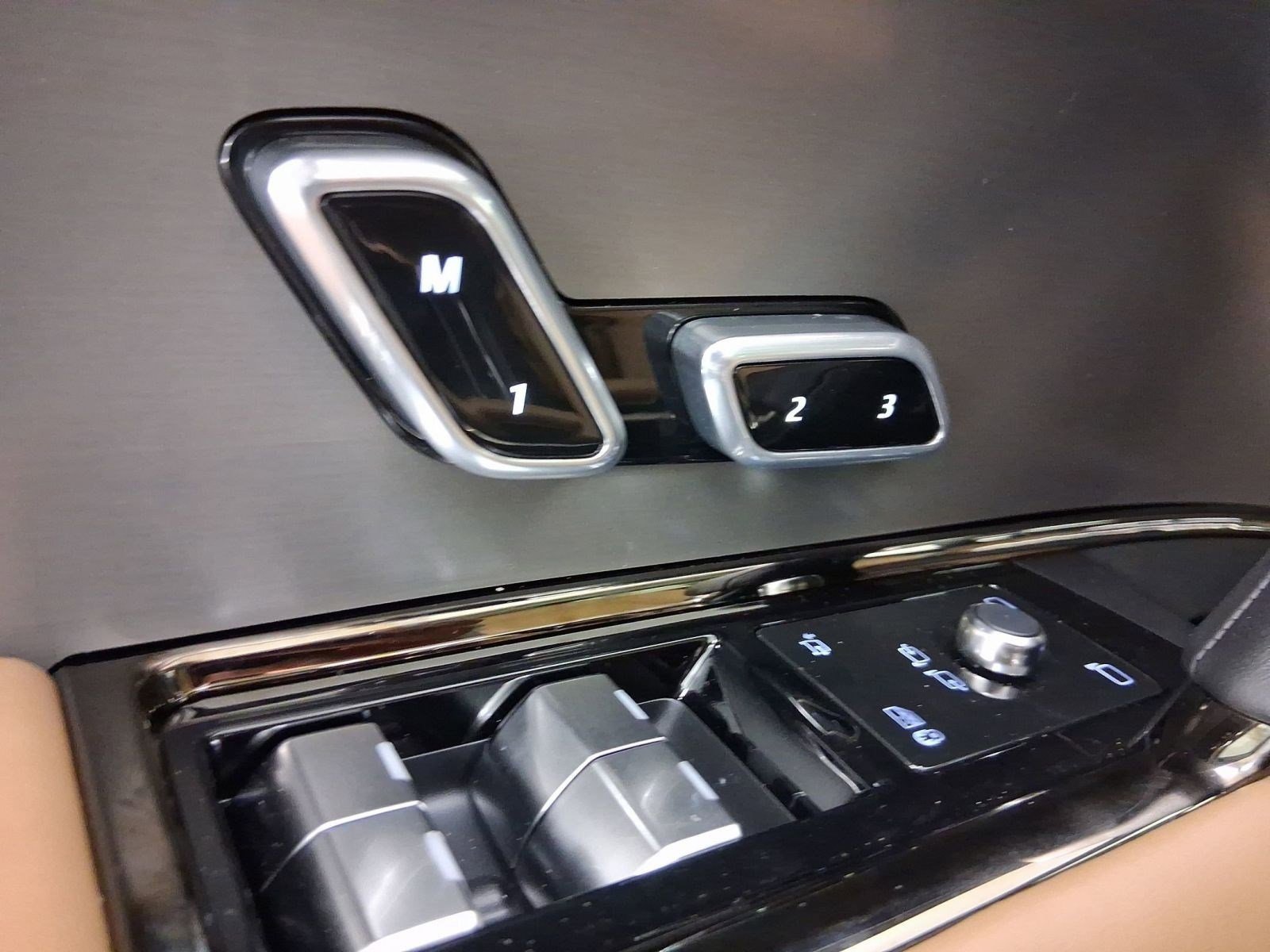 New 2026 Land Rover Range Rover Sport SE image 22