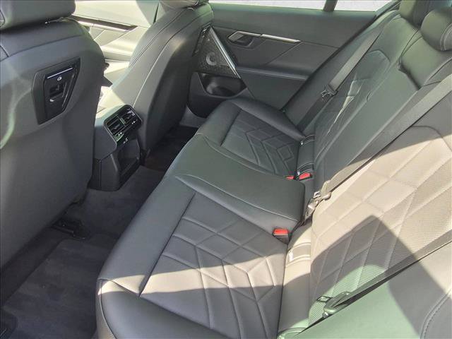 Certified 2024 BMW 530i xDrive AWD/4WD image 20