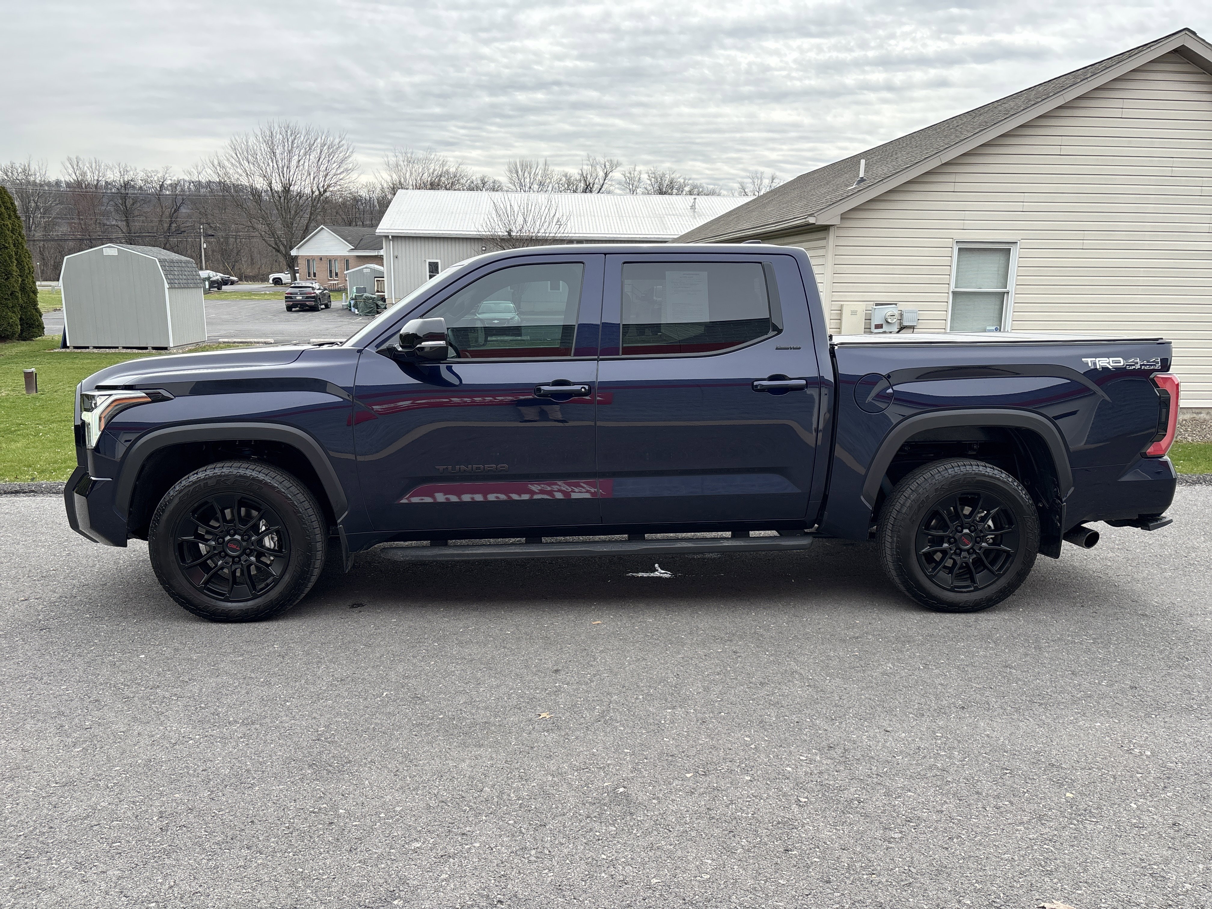 Used 2025 Toyota Tundra Limited w/ TRD Off-Road Package image 6