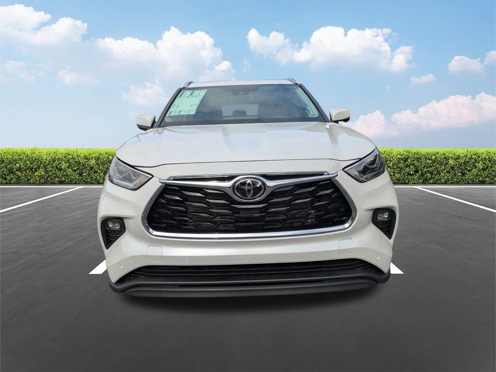 New 2026 Toyota Highlander Limited image 9
