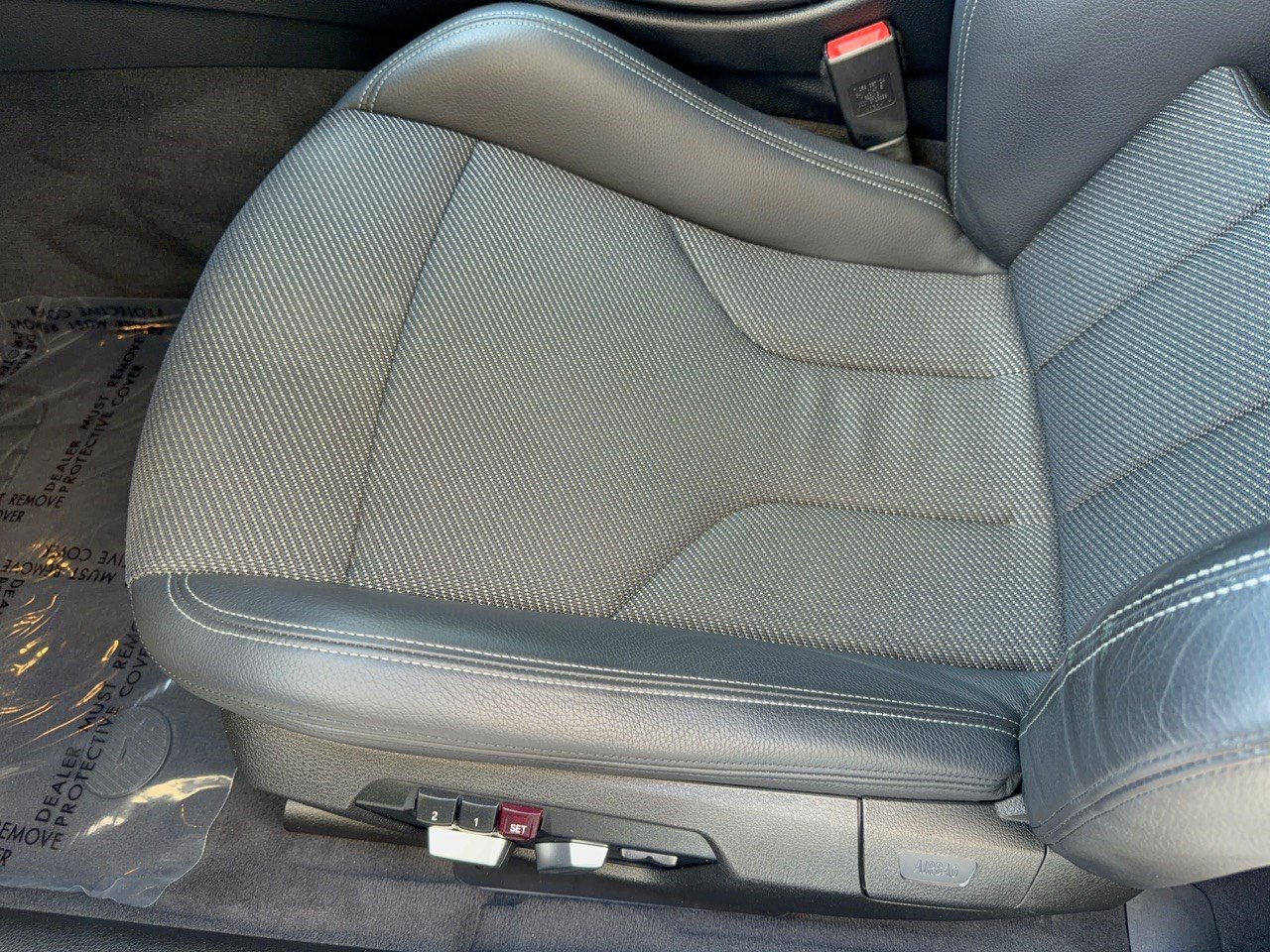 Used 2020 BMW M4 Coupe w/ Competition Package RWD image 16