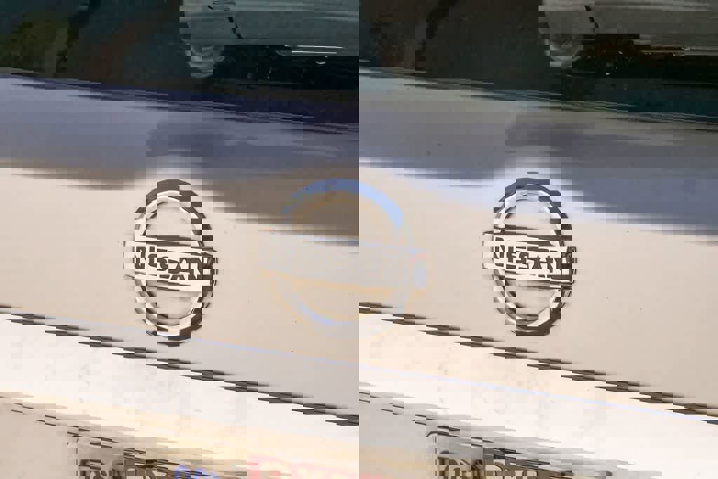 Used 2017 Nissan Pathfinder S image 10