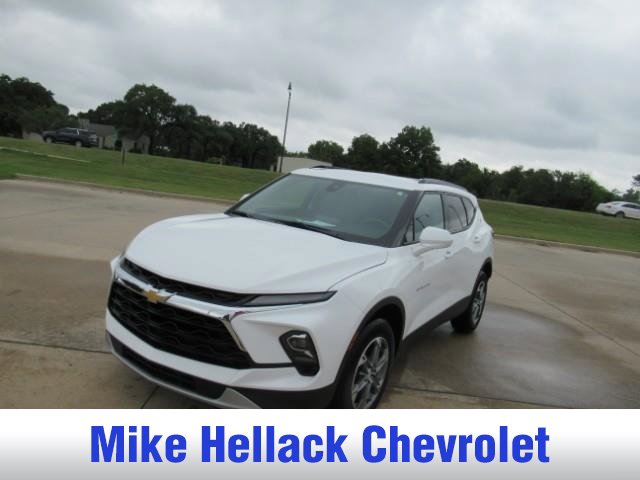 Used 2023 Chevrolet Blazer LT w/ Convenience Package image 3