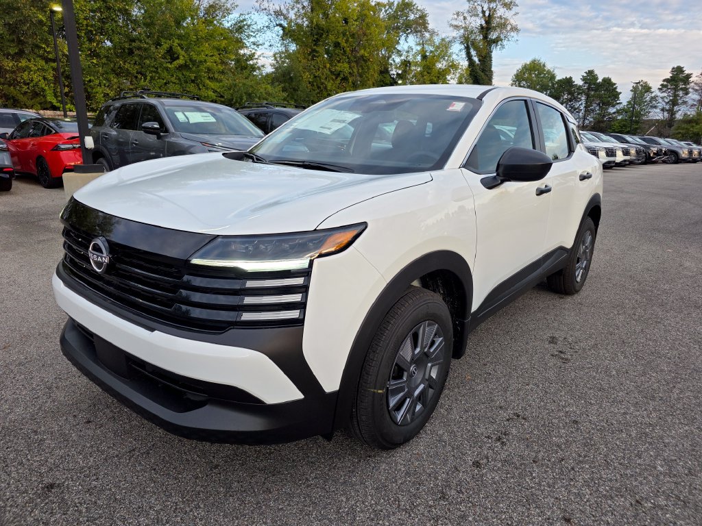 New 2027 Nissan Kicks S FWD image 3
