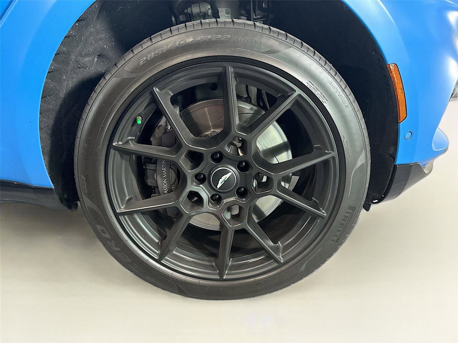 Used 2021 Aston Martin DBX image 34