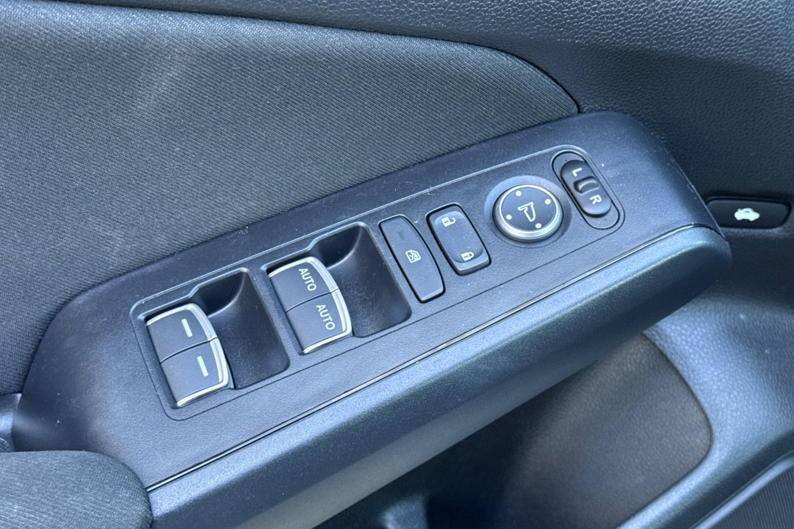 Used 2025 Honda Civic Sport image 14